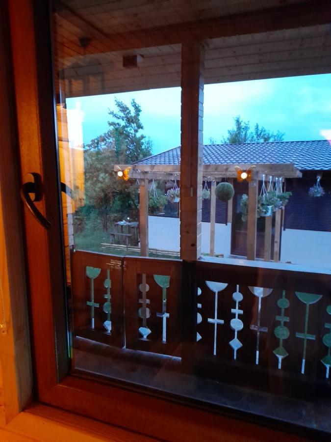 Villa Casa Eden Fit à Faget  Extérieur photo