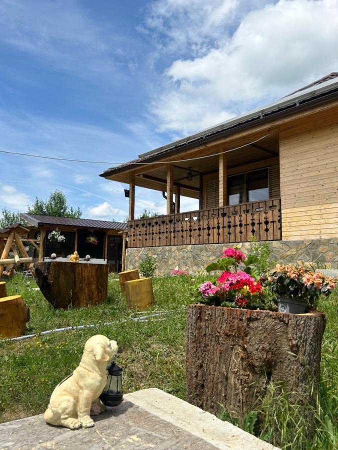 Villa Casa Eden Fit à Faget  Extérieur photo